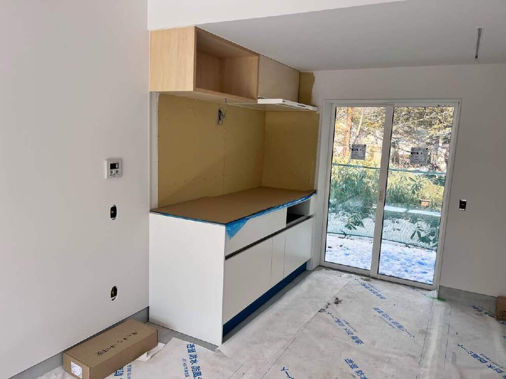 住設機器工事　キッチン据付け