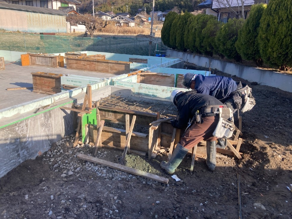 基礎工事　土間コンクリート型枠設置