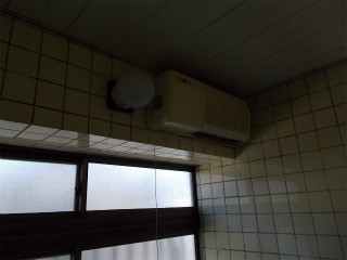 改修前の浴室暖房