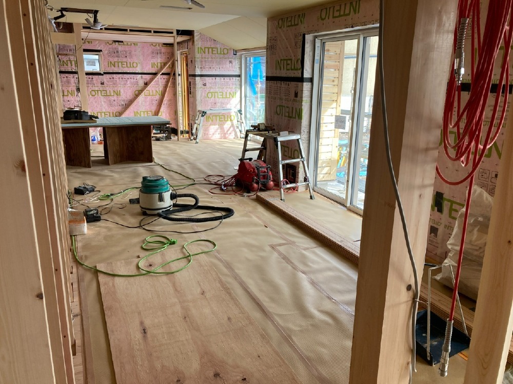 木工事　床養生