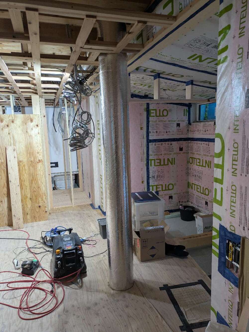 空調設備工事　先行ダクト配管