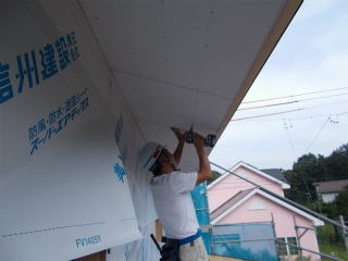軒天工事中です