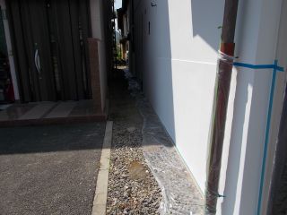 腰壁の塗装