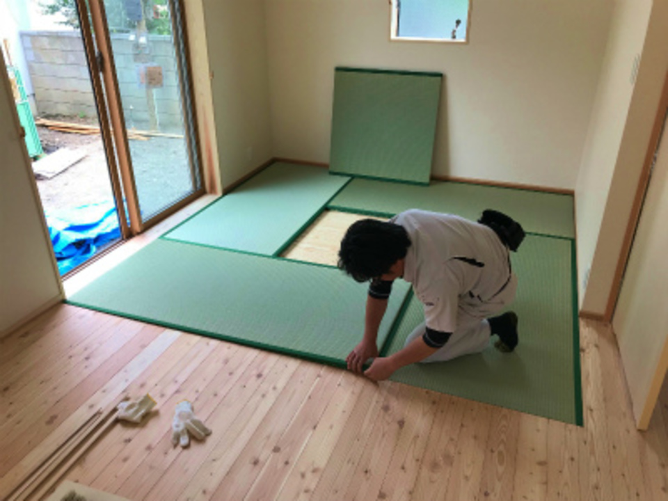 タタミ工事