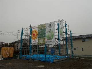先行足場組です