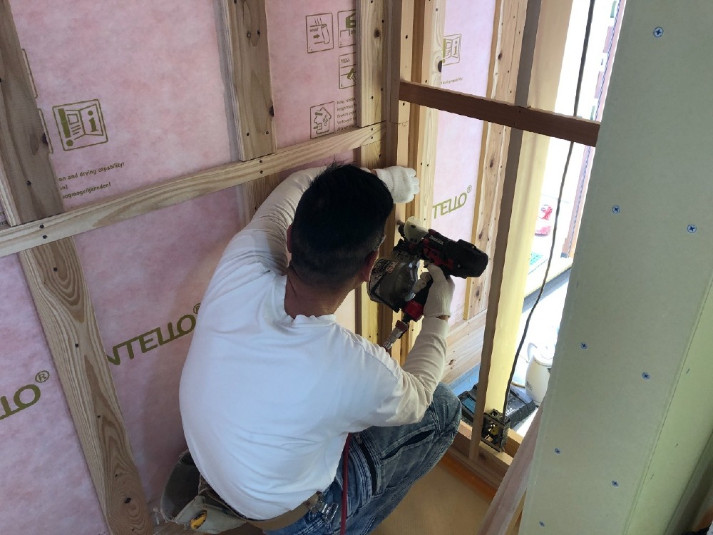 木工事　壁下地組み