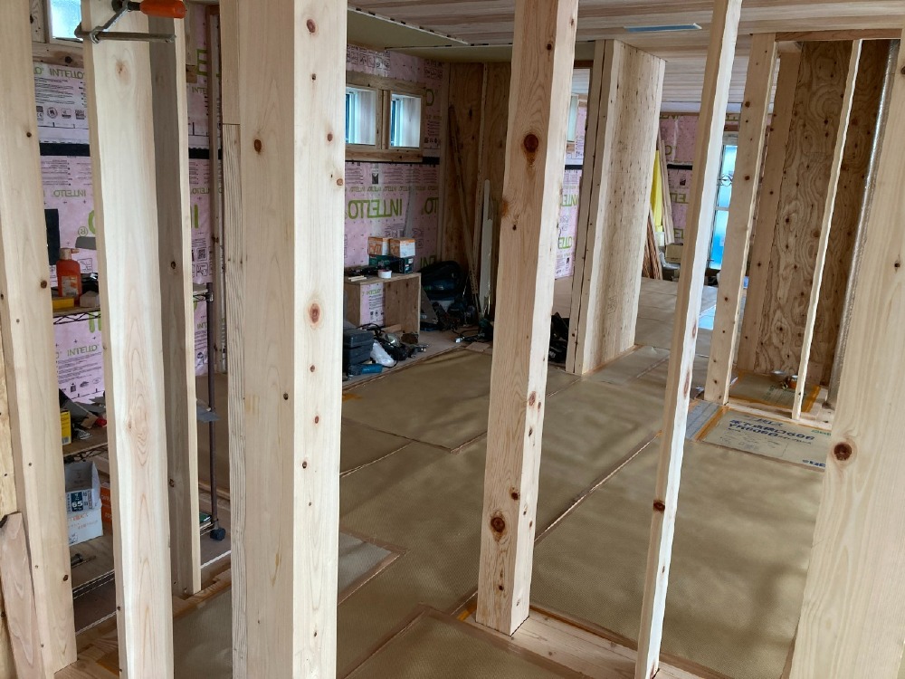 木工事　内部間仕切り