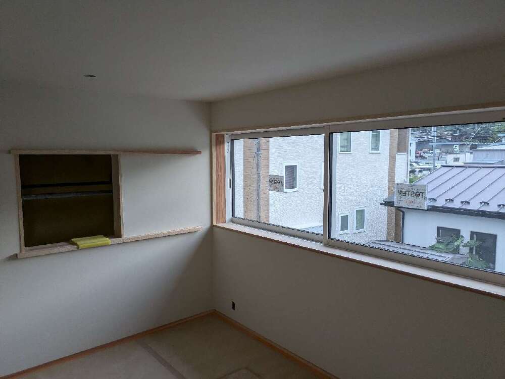 壁クロス張り完了