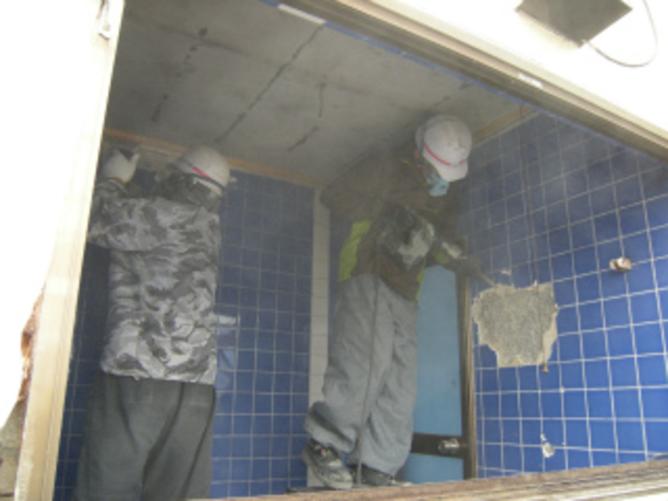 浴室解体工事開始！