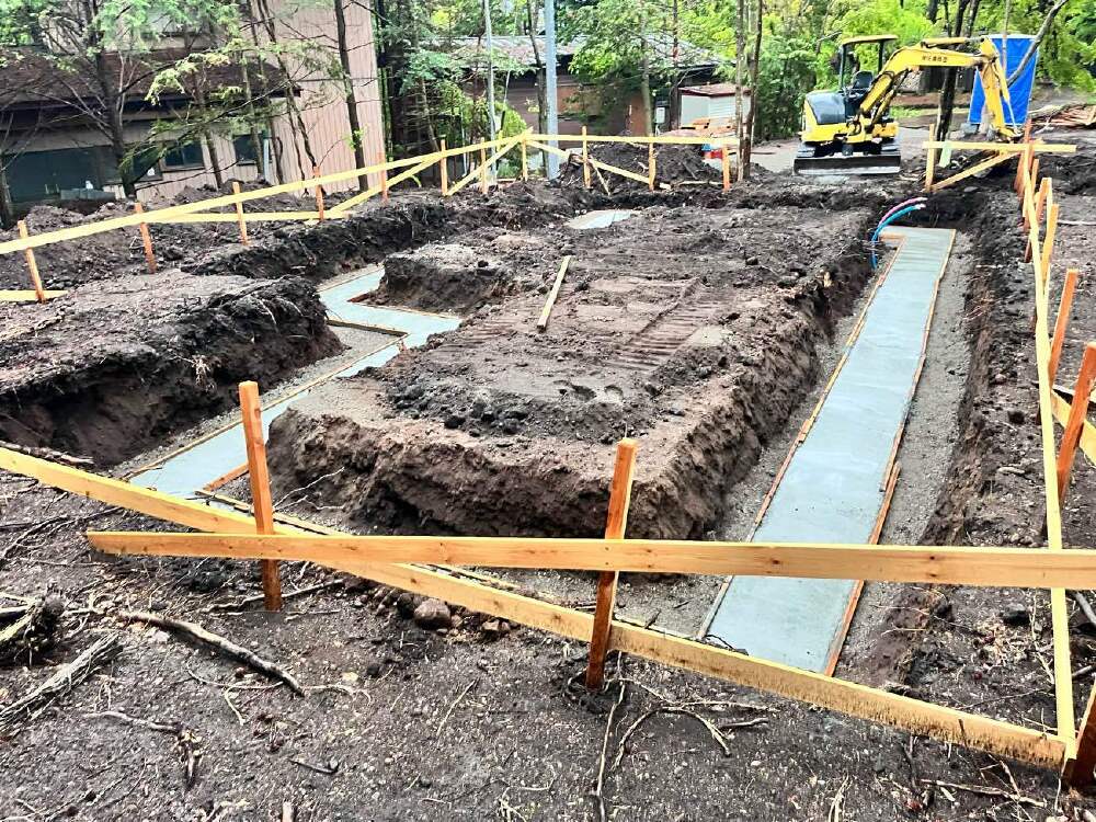 基礎工事　着工