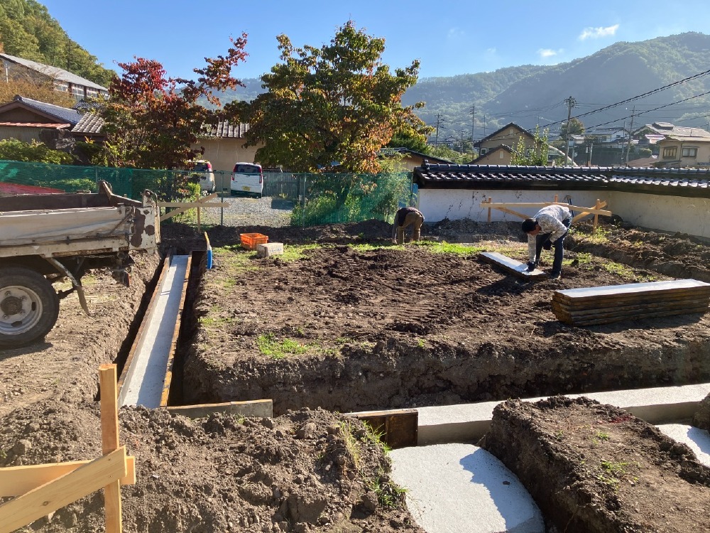 基礎工事　ラップルコンクリート打設完了
