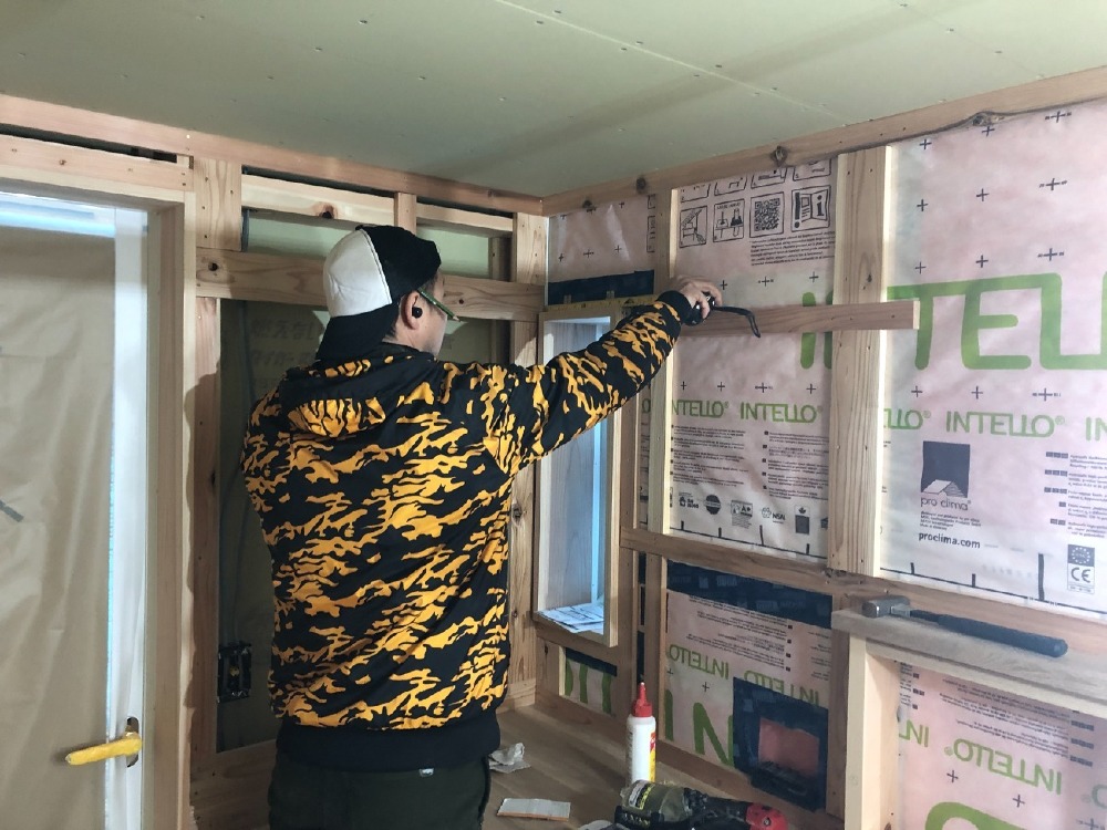 木工事　脱衣室 壁下地取付け施工