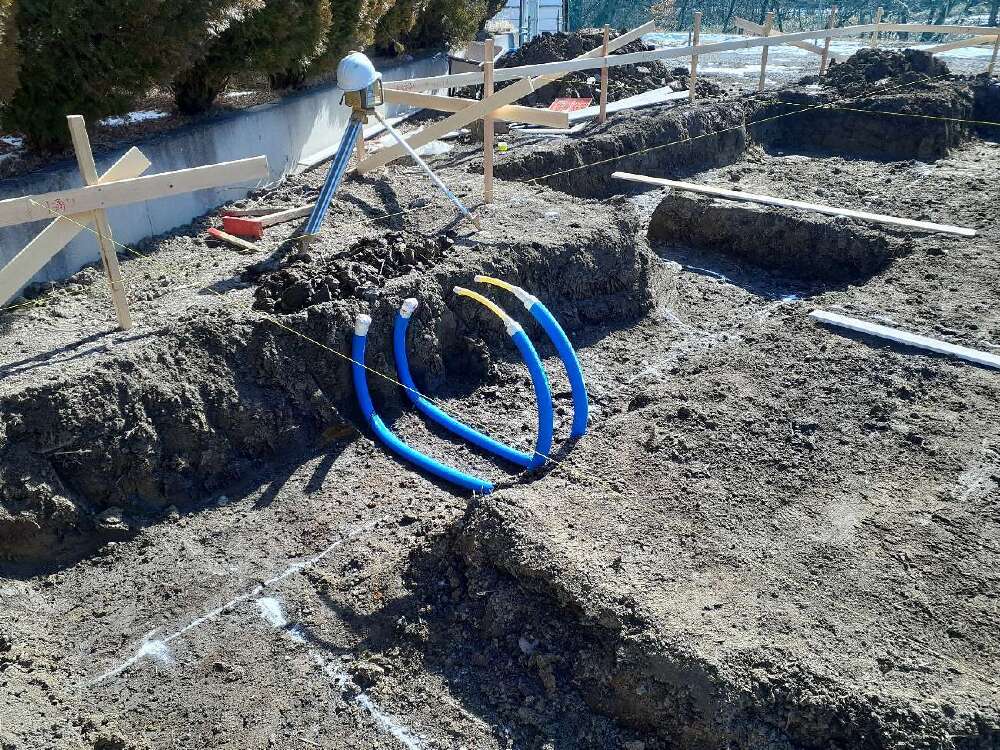 給排水設備工事　給水先行配管