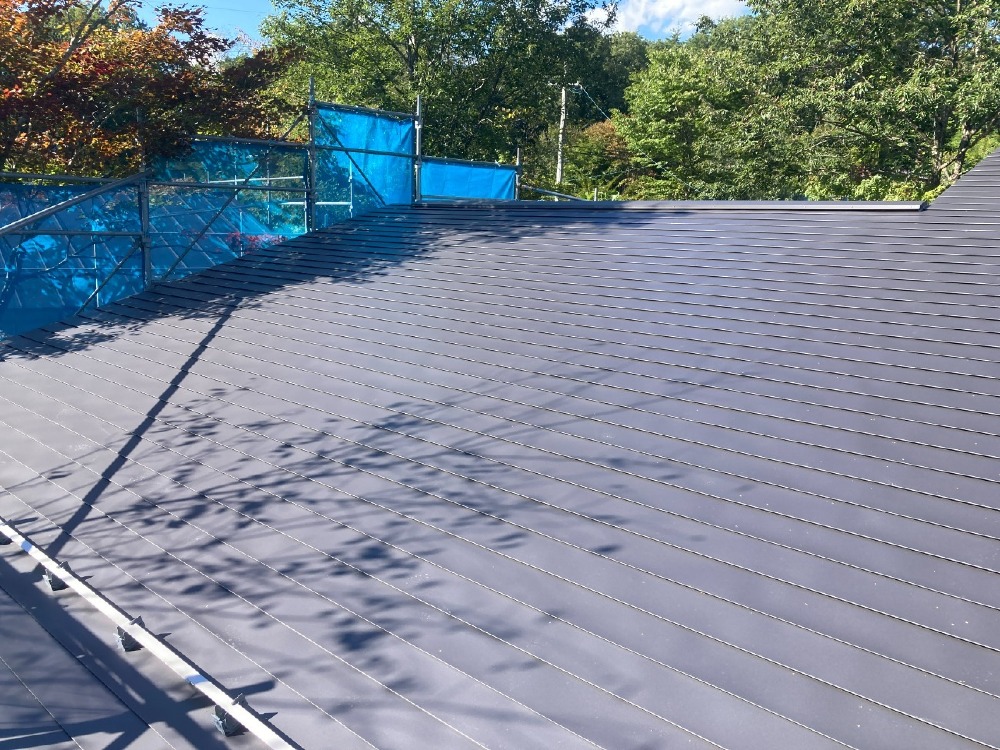 板金工事　屋根板金葺き完了