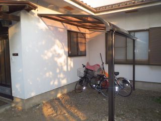 サイクルポート完成