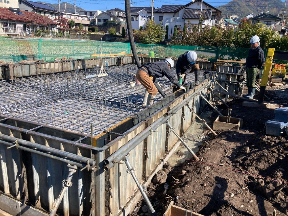 外周型枠設置～コンクリート打設