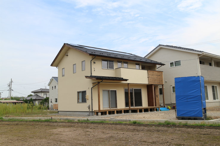 太陽と暖かく暮らす家