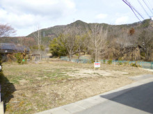 売地／上田市下室賀／自然が残る広々とした土地