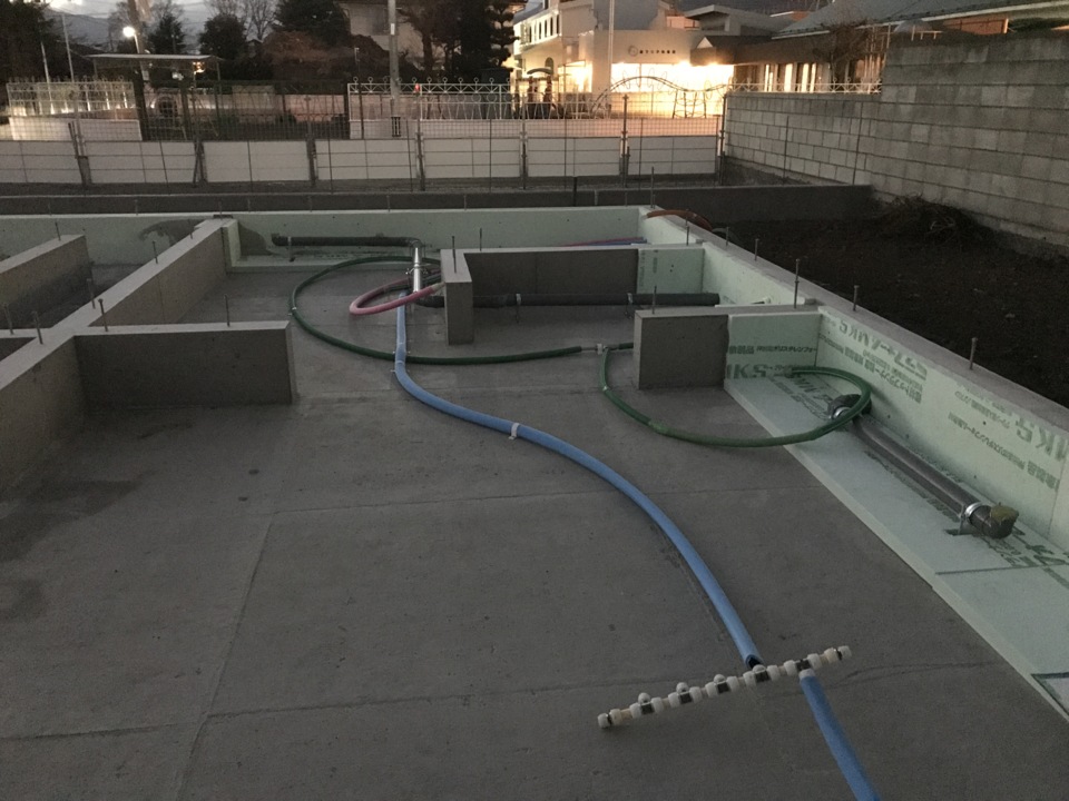 床下設備配管