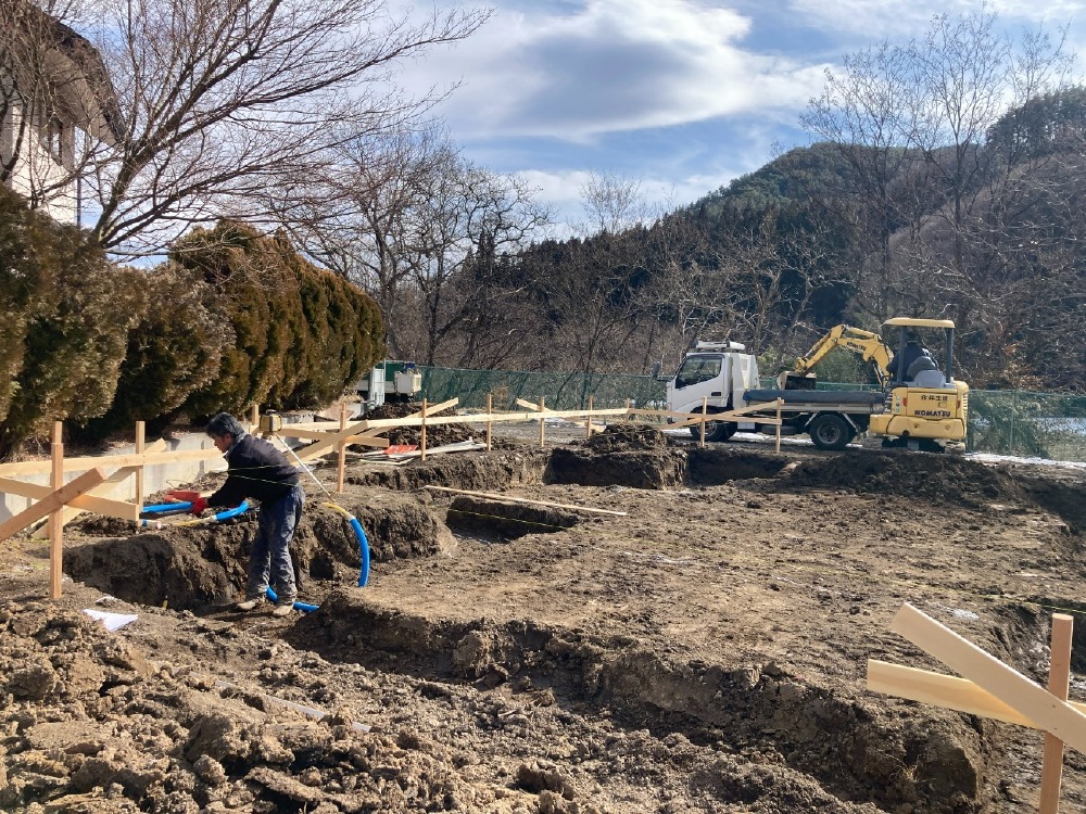 基礎工事　堀削