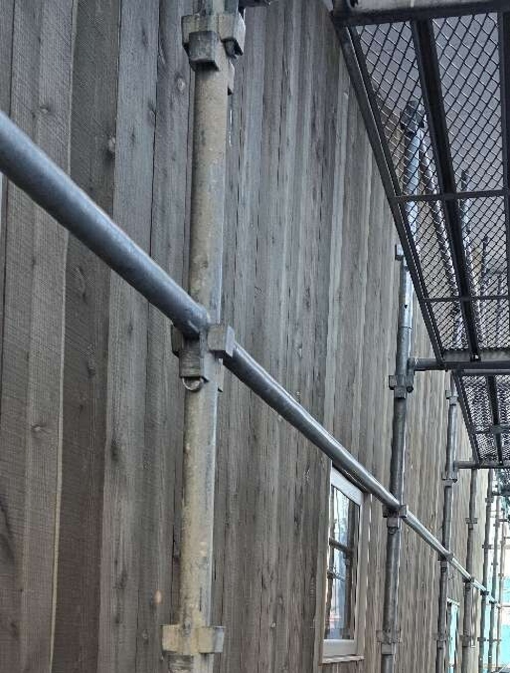 外壁板張り施工