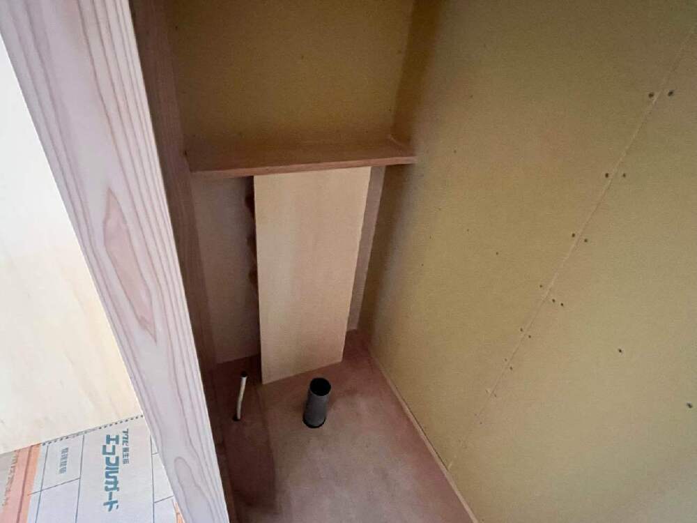 木工事　トイレ施工