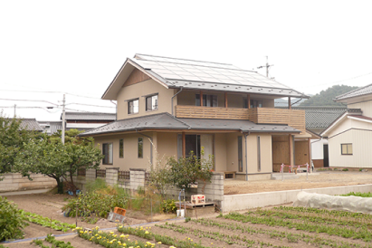“おひさま”と暮らす地球にやさしい家